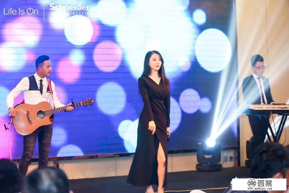 江苏省口腔医院和南京口腔医院哪个比较好？