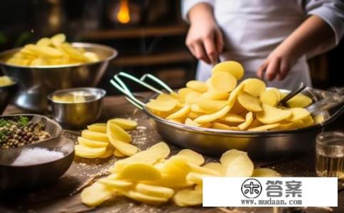 自家炸薯条的方法？如何在家自制美味的薯条？