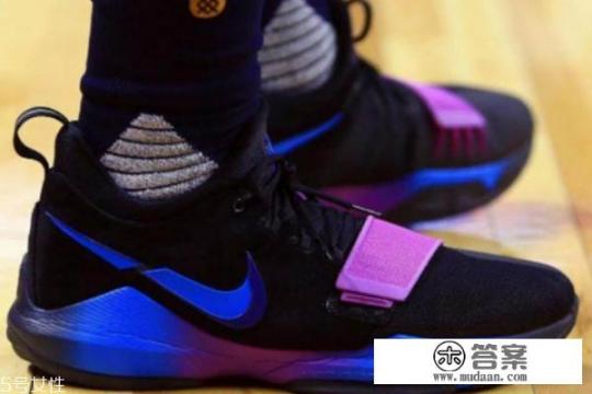十大公认最强篮球鞋? 十大公认最强篮球鞋?