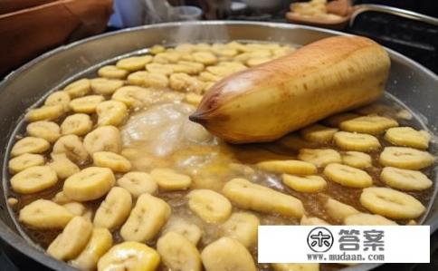 油炸香蕉酥最简单做法？如何快速制作口感酥脆、外皮金黄的油炸香蕉酥？