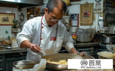 正宗凉皮做法与配方王刚？正宗凉皮制作步骤及配方，揭秘百年历史品牌秘籍