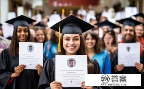 大学本科毕业的最低条件是什么？本科毕业生最低学分要求与证书学历层次对应标准是怎样的？