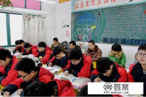 新生军训不到一周,就因宿舍矛盾用水果刀杀死舍友,对此你怎么看?教育应该教什么? 新生军训不到一周,就因宿舍矛盾用水果刀杀死舍友,对此你怎么看?教育应该教什么?