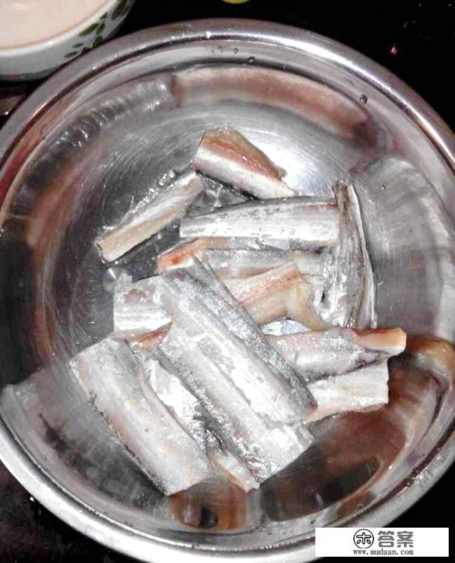 冻带鱼怎么处理干净？