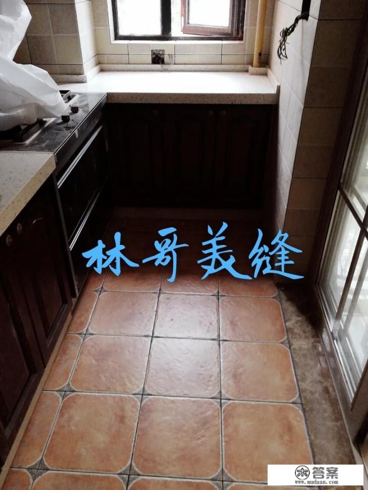 厨房卫生间地砖如何选择，又应该怎样去保养？