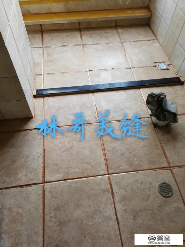 厨房卫生间地砖如何选择，又应该怎样去保养？