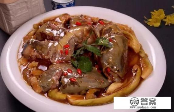 东北名菜鲶鱼炖茄子怎么做？