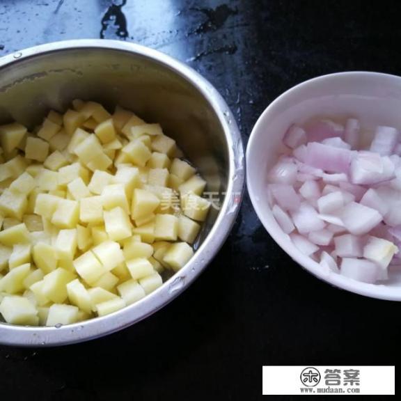 咖喱土豆牛肉的家常做法? 咖喱土豆牛肉的家常做法?