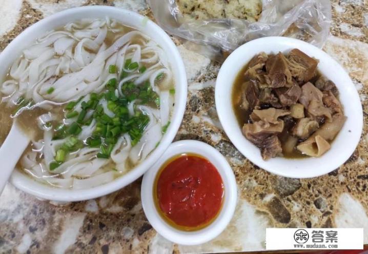 茂名最有名的小吃是什么? 茂名最有名的小吃是什么?