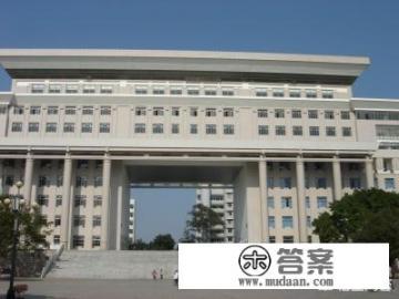 广西医学院是哪一年更名为：广西医科大学的？