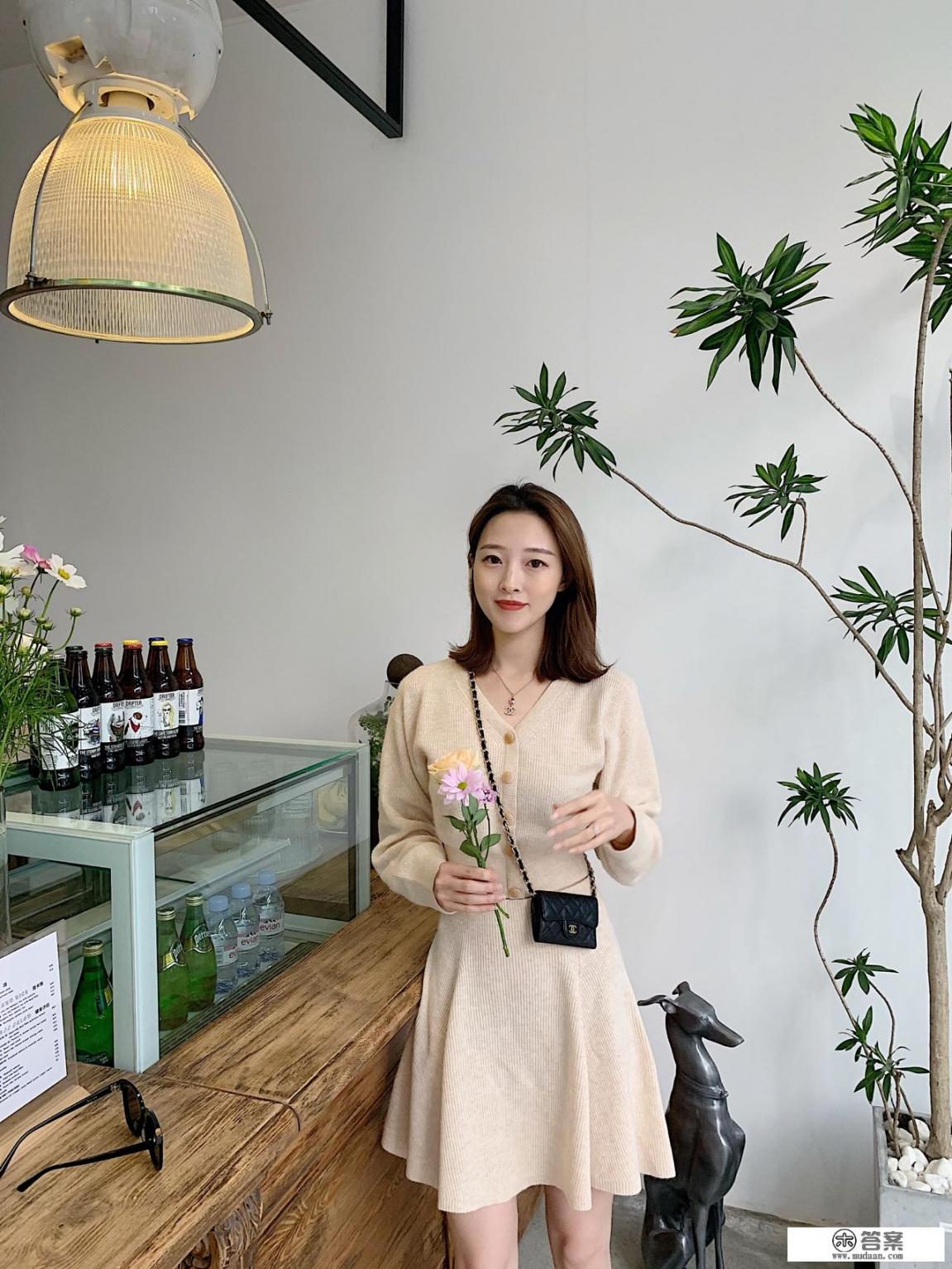 秋冬新款民族风女装棉麻长裙中国风改良旗袍提花长袖加厚连衣裙,选出那些做直通车的关键词? 秋冬新款民族风女装棉麻长裙中国风改良旗袍提花长袖加厚连衣裙,选出那些做直通车的关键词?