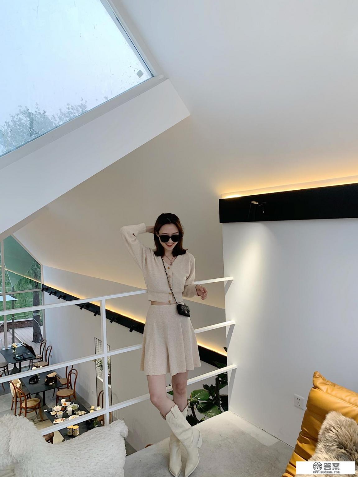 秋冬新款民族风女装棉麻长裙中国风改良旗袍提花长袖加厚连衣裙,选出那些做直通车的关键词? 秋冬新款民族风女装棉麻长裙中国风改良旗袍提花长袖加厚连衣裙,选出那些做直通车的关键词?