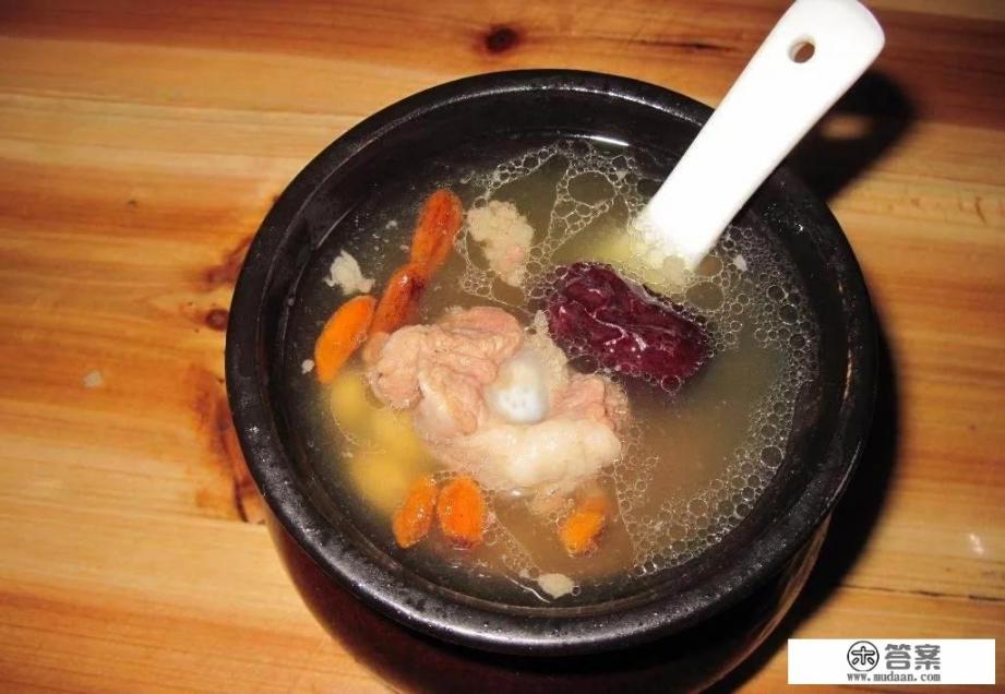 亲们，我的母乳不够给宝宝吃，可以和别人的母乳混合一起吃吗？