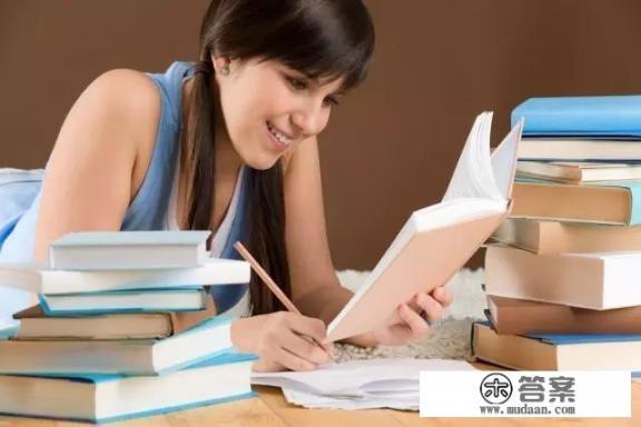 有哪些大学生必读的书目推荐? 有哪些大学生必读的书目推荐?