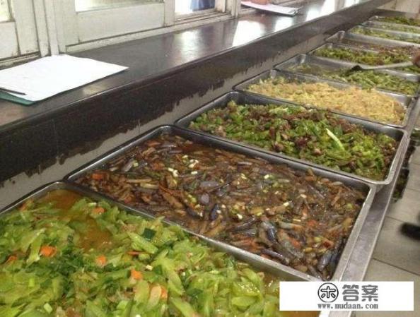 8个人12个菜制作菜谱？