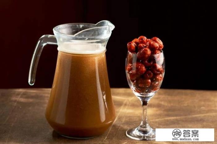 红枣汁是红色么? 红枣汁是红色么?