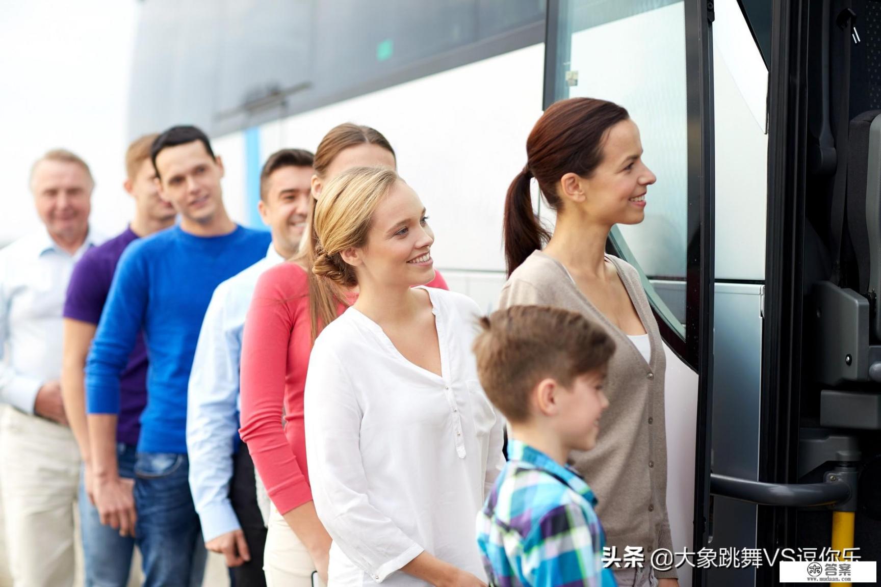 有适合键盘玩的大型单机赛车游戏么？