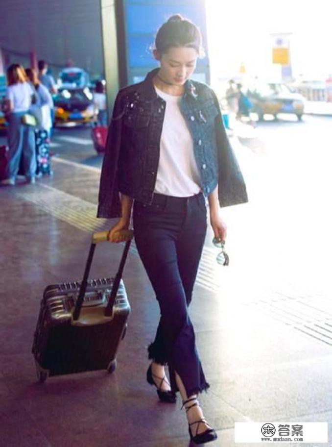 牛仔装穿长一些的好,还是短一些的好? 牛仔装穿长一些的好,还是短一些的好?