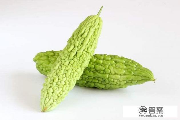 常吃苦瓜有什么功效和作用? 常吃苦瓜有什么功效和作用?