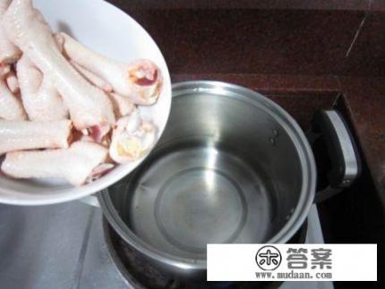 白眉豆跟什么煲汤最好？