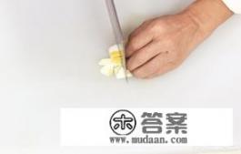 煮面条加鸡蛋的做法? 煮面条加鸡蛋的做法?