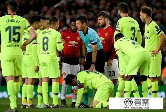 昨晚巴萨1:0曼联，梅西受伤，回到诺坎普球场你希望梅西上场吗？