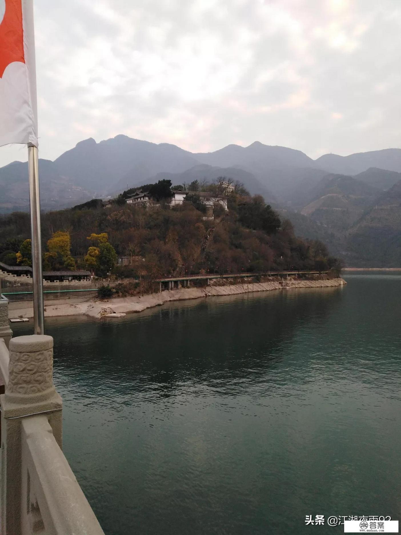 白帝城的历史? 白帝城的历史?