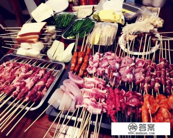 小吃有什么品种？小吃种类多样，具体有哪些代表性的品种?