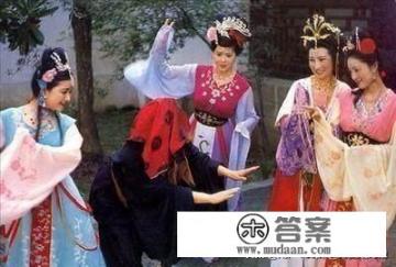 当我们的爱情与现实碰撞了，最后的选择是什么？因为什么选择他/她/它？