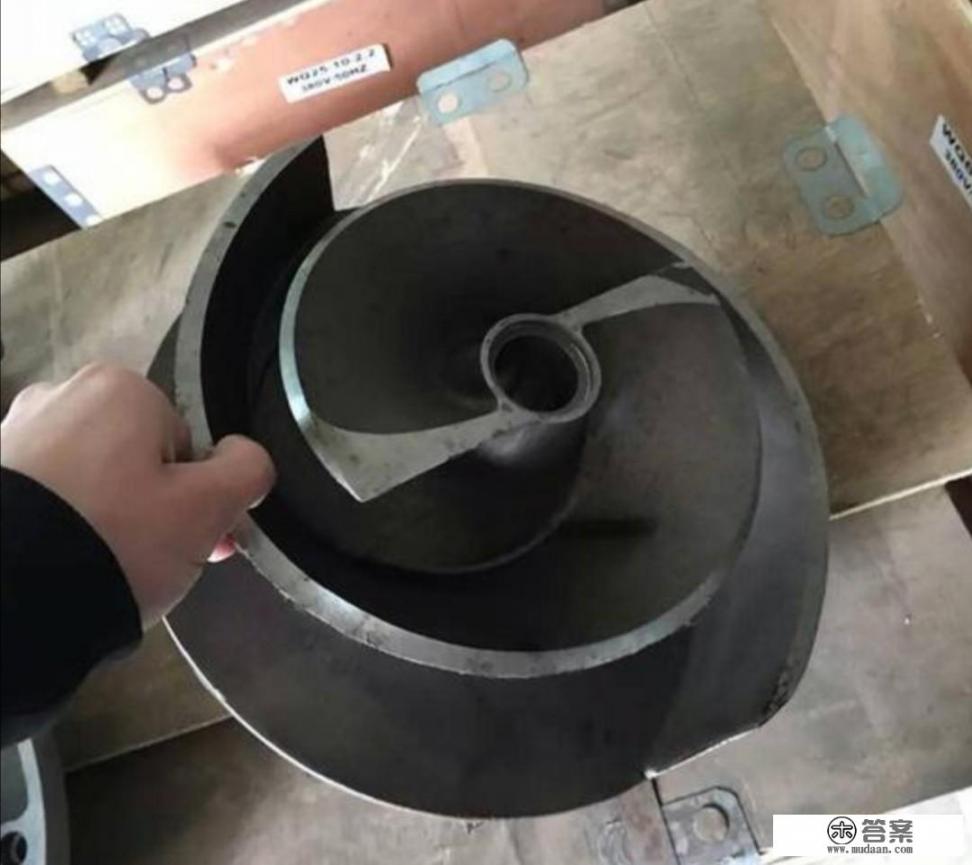 立式排污泵躺着运行行吗? 立式排污泵躺着运行行吗?