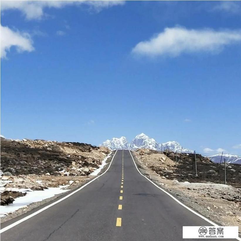 本月19号准备自驾甘孜的白玉县到亚青寺，有哪些路线推荐？驾车过程中需要注意哪些问题？