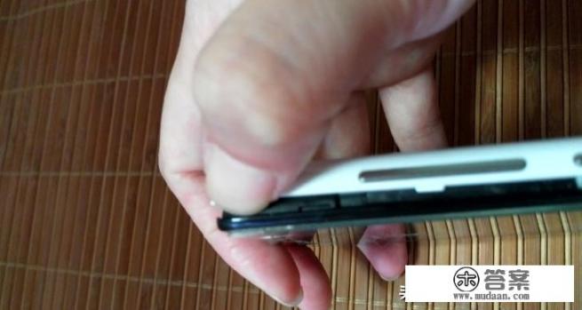 荣耀8max跟什么手机型号一样？