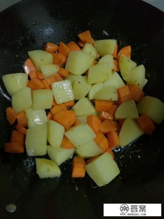 咖喱土豆鸡块的家常做法？