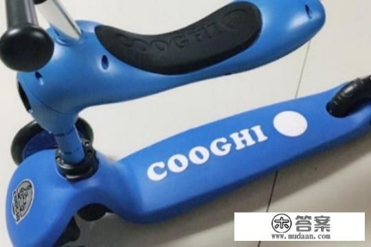 三轮滑板车怎么玩？