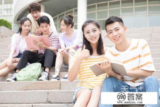 大学生恋爱的特点有哪些？