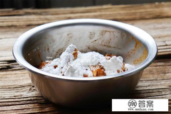 怎么做出路边炸鸡摊风味的鸡架？