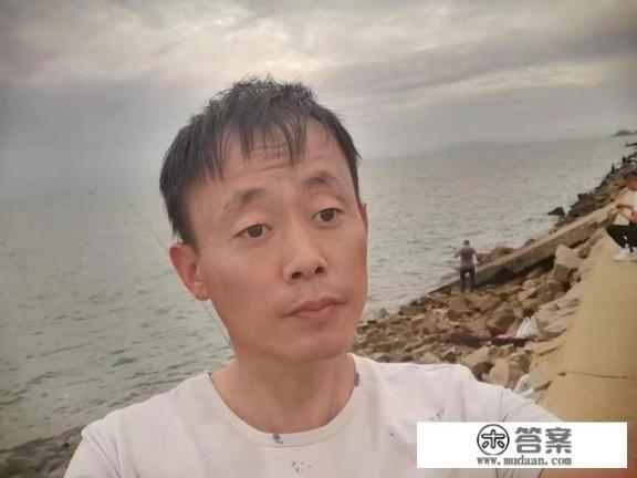 上海毛发种植哪家好呢？头发少的可怜烦死了想去做植发？