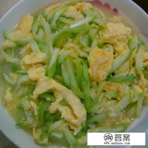 如何做西葫芦炒鸡蛋？