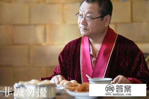 月饼的来历与典故（简短）？