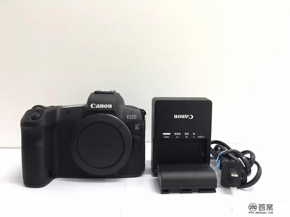 微元法证明地球内一点引力为零？