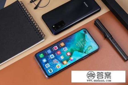 当下2000-2500元，6G内存的手机，谁最值得入手？