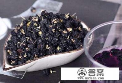 人吃了黑枸杞有什么好处？