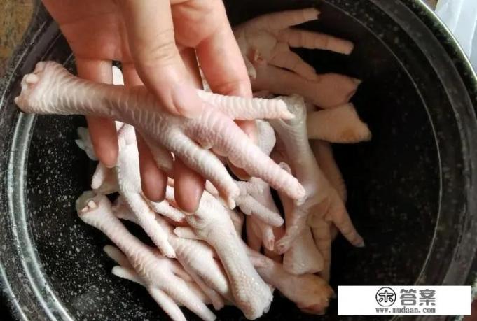 虎皮凤爪怎样炸起皮？