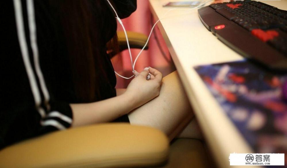 大学生怎么看待大学中的潜规则？