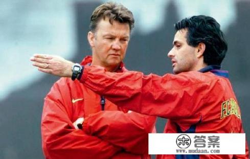 【深度】一遇强队就被打回原形，穆里尼奥真的比范加尔好吗？