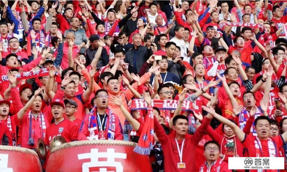 你觉得现在效力于陕西大秦之水的小将奥斯卡，足球生涯将会达到什么样的高度，为什么？