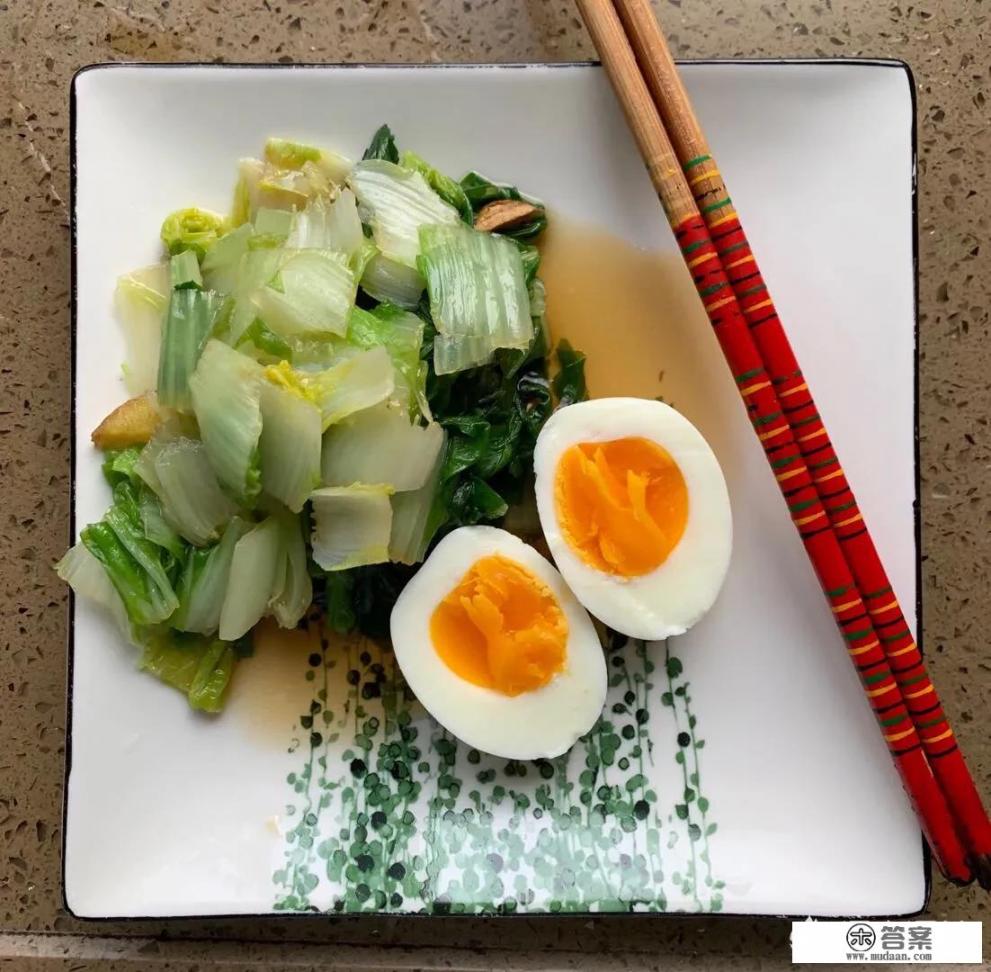 减脂一天三餐怎么吃? 减脂一天三餐怎么吃?