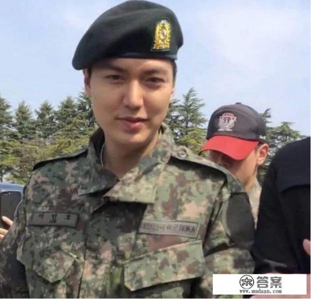 为什么说李敏镐退伍回归对韩国娱乐圈是个好消息? 为什么说李敏镐退伍回归对韩国娱乐圈是个好消息?
