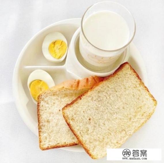 每天早餐怎样营养搭配？