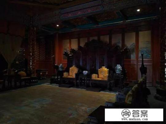 天津天狮百亩会所“华堂”疑被拆除,此前被曝内部家具价值近10亿元,自称“七星级中式皇宫”,你怎么看? 天津天狮百亩会所“华堂”疑被拆除,此前被曝内部家具价值近10亿元,自称“七星级中式皇宫”,你怎么看?